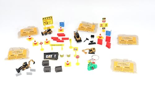 CAT Diecast Advent Calendar, Special Holiday Limited Edition, 85970