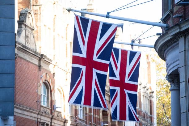 TOPFLAGS Cotton British Flag 3x5 Feet Outdoor UK Flag Heavy Duty Flags for Outside,Vivid Color Fade-resistant,Sewing Edge Stripes with 2 Brass Grommets 4 Stitching Rows Heavy Duty Flags