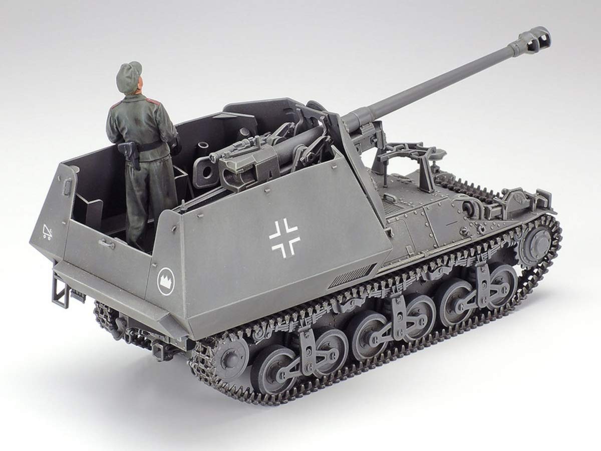 TAMIYA 35370-000 1:35 German Sd.Kfz.135 Marten I Hunting Tank, Highly Model, Plastic Kit for Assembly, Detailed Replica, Unpainted, Brown