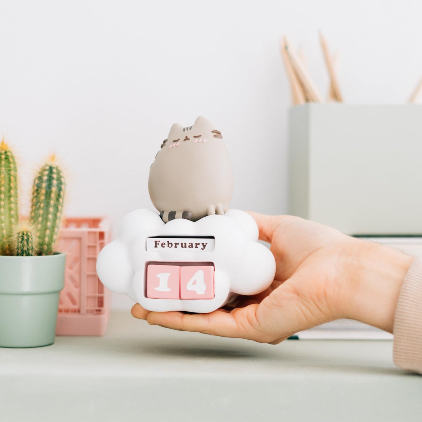 Grupo Erik Pusheen Perpetual Calendar | Flip Calendar | Pusheen Calendar | Perpetual Calendars | Pusheen Desk Calendar | Pusheen Cat Figure | Pusheen Gifts | Cool CalendarF