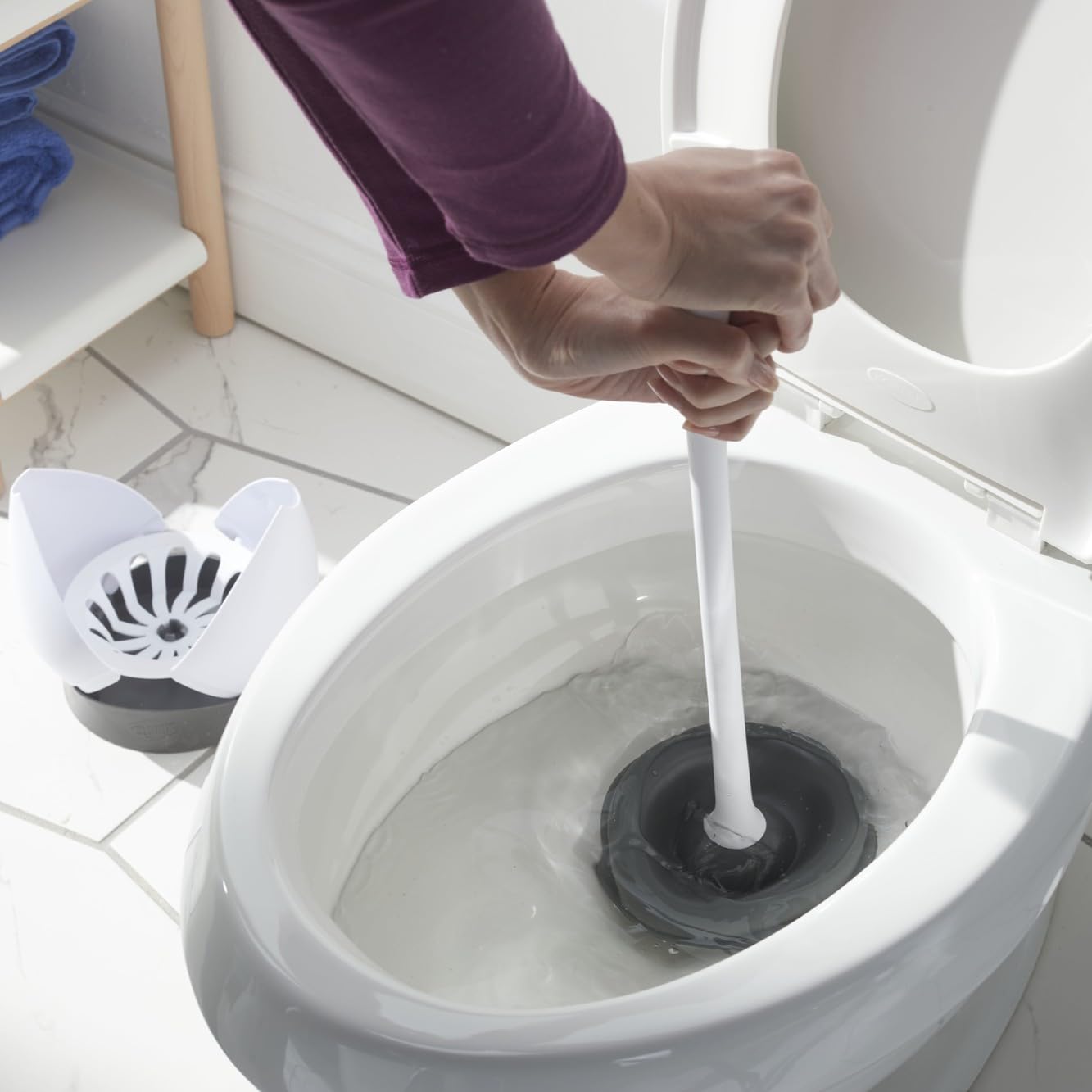 Clorox Toilet Plunger with Hideaway Caddy for Bathroom, Accessories Organizers & Storage, Toilet Unclogger, Plunger with Holder