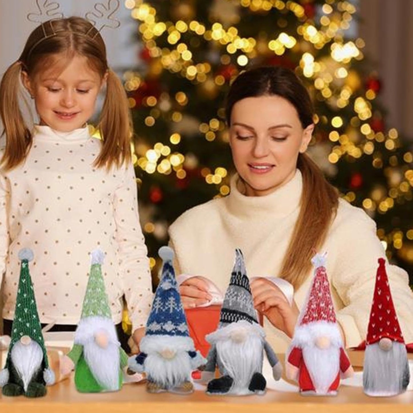 Christmas Gnome 2025, Christmas Calendar with Collectible Gnome Dolls & Gadgets, 24 Days Gnomes Christmas Countdown Calendar, For Christmas Tree Home Decor