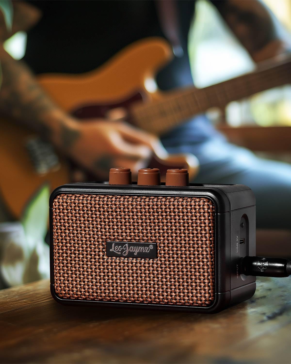Leo Jaymz Mini Guitar Amplifier - 5W Dual Speaker BT Wireless Guitar Amp, Rechargeable Battery, Clean/Overdrive Modes, Headphone Jack,Ideal for Practice & Performance (Black)