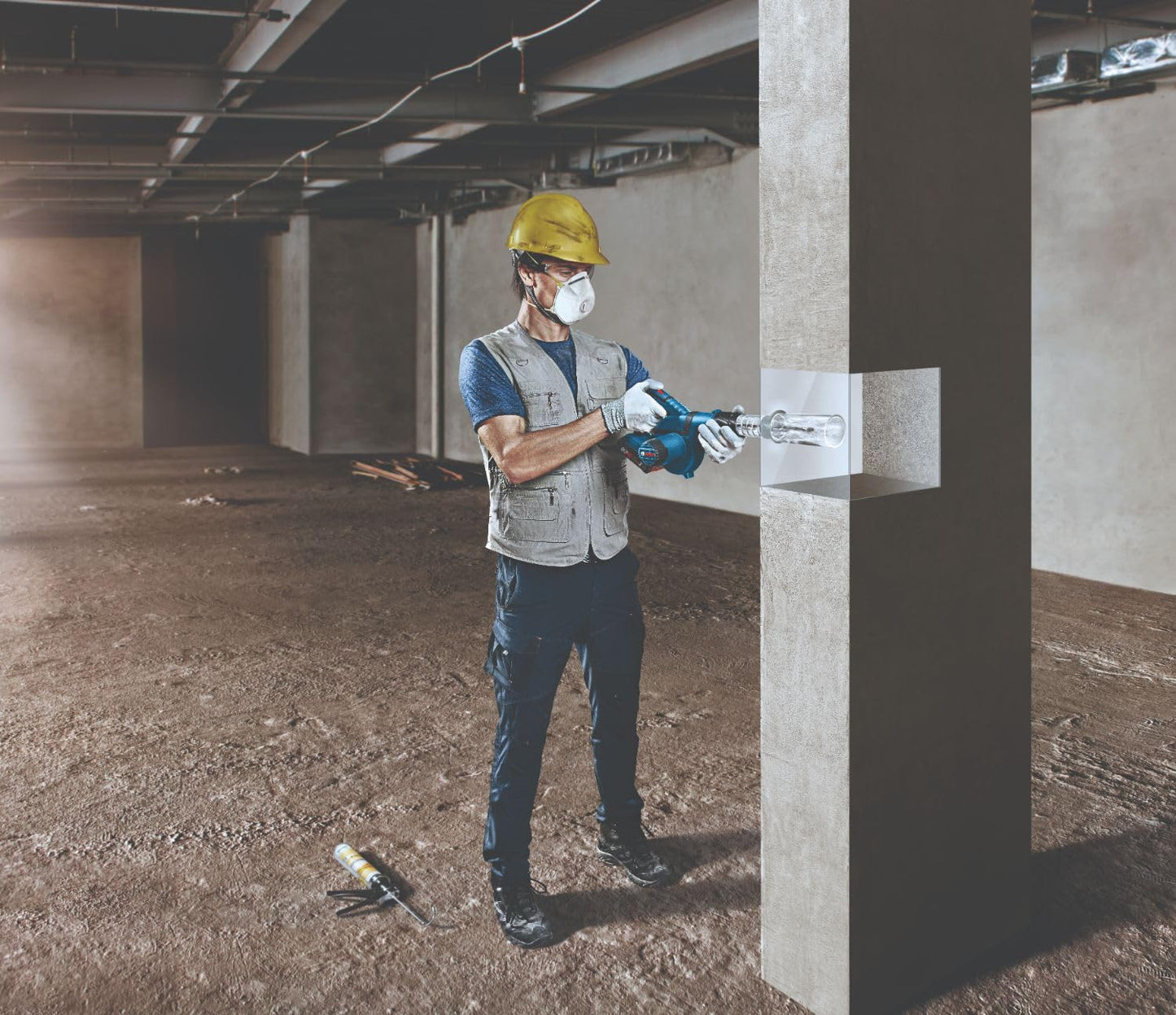 Bosch GBL18V-71N 18V Cordless Blower (Bare Tool) , Black