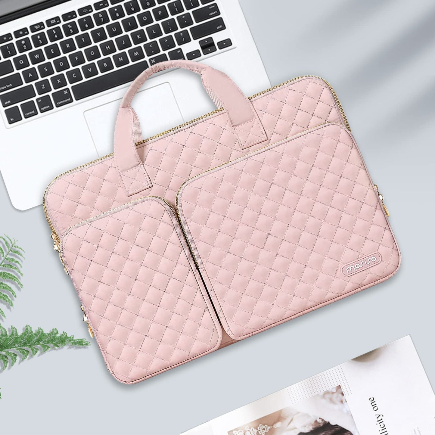 MOSISO 360 Protective Laptop Case 16 inch,15-15.6 inch Laptop Sleeve Compatible with MacBook Pro 16 M5 M4 M3 M2 M1 HP Acer Dell Lenovo,Square Quilted Bag Cover with 2 Pockets&Handle&Belt,Chalk Pink