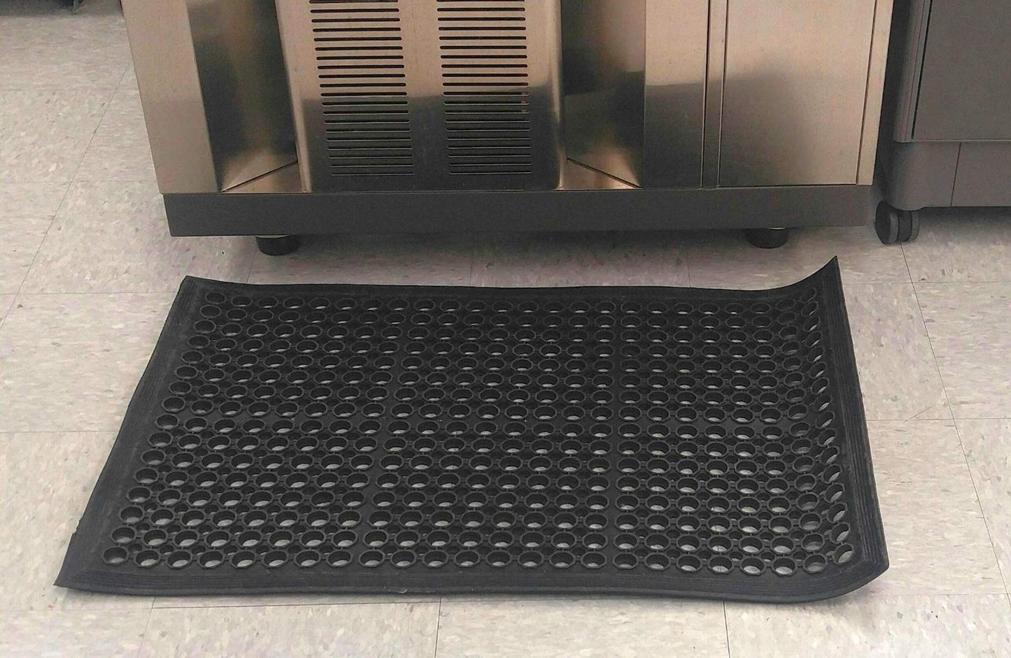 Yesland Rubber Door Mat 36 x 24 Inches, Durable Restaurant Kitchen Non-Slip Bar Drainage Utility Floor Mat, Ideal Entry Way Doormat for Home and Garden & Indoor Outdoor Wet Area