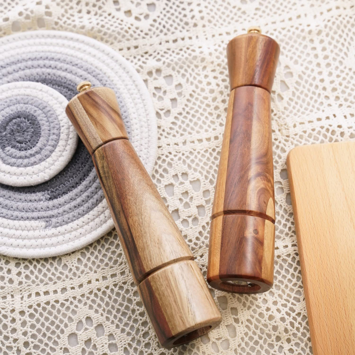 DeroTeno Salt and Pepper Grinder Set with Tray, Adjustable Ceramic Grinder Salt Mill, Stainless Steel Grinder Pepper Mill, Acacia Wood, 27 cm / 10 inch Height, Bottom Dia 6 cm (Tray is Included)