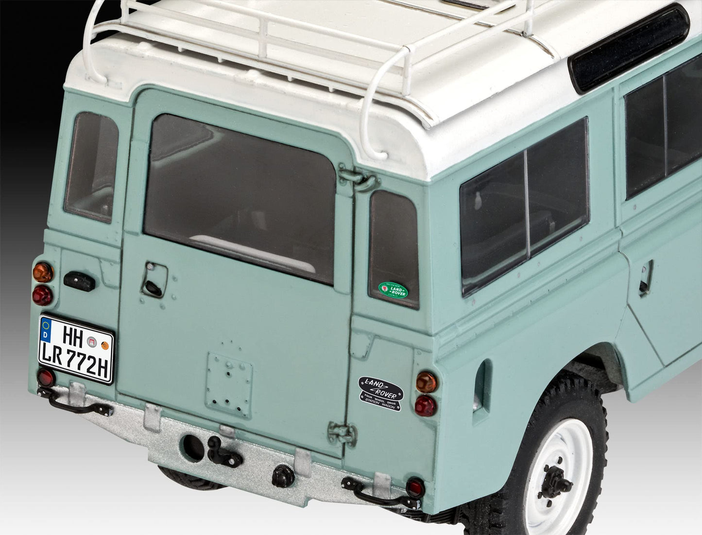 Revell 85-4498 Land Rover Series III 109 1:24 Scale 184 Piece Skill Level 5 Plastic Model Building Kit