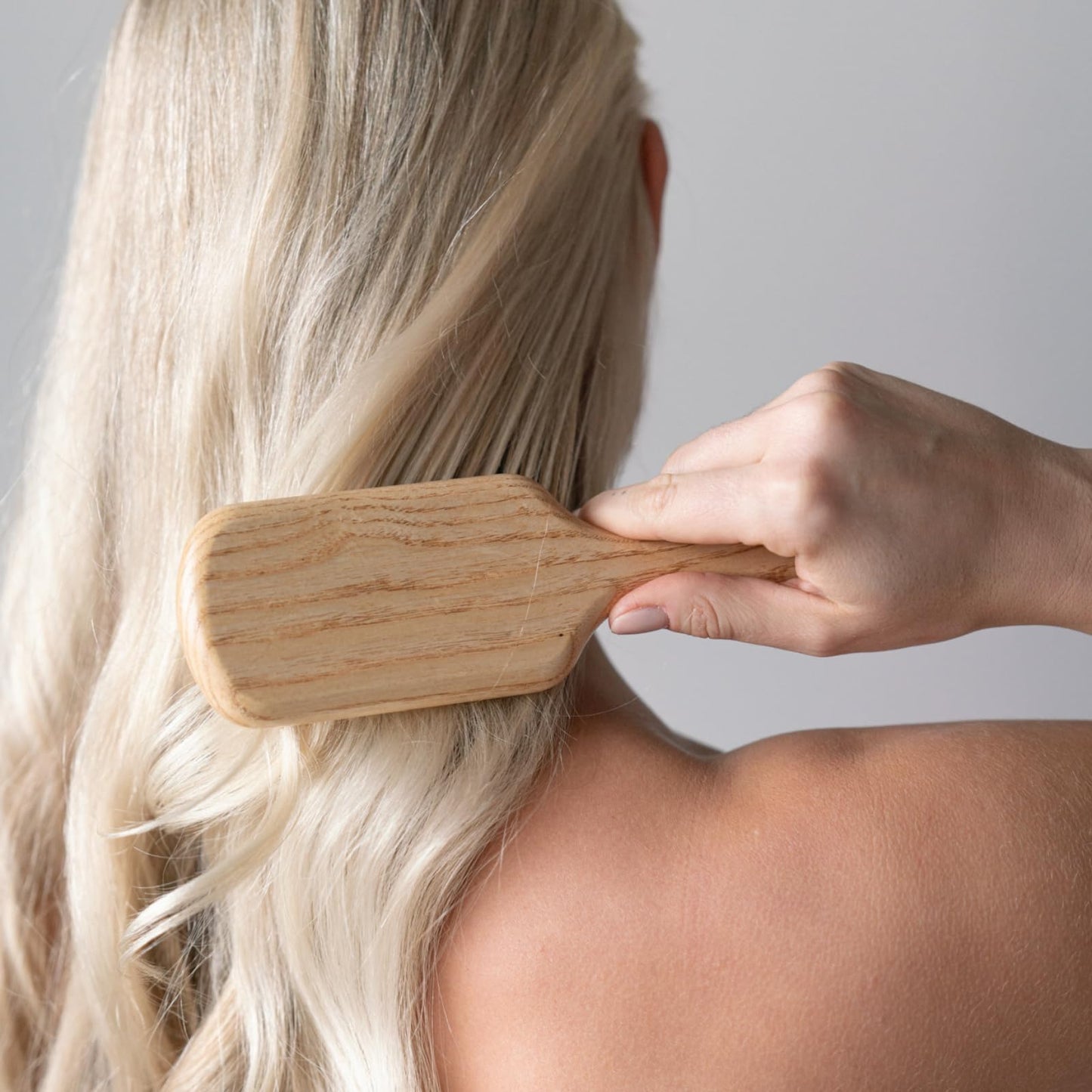 TEK - Large Rectangular Ash Wood Brush Handmade in Italy, with Short Tooth, for Medium, Short and Straight Hair - 22 x 6.5 cm