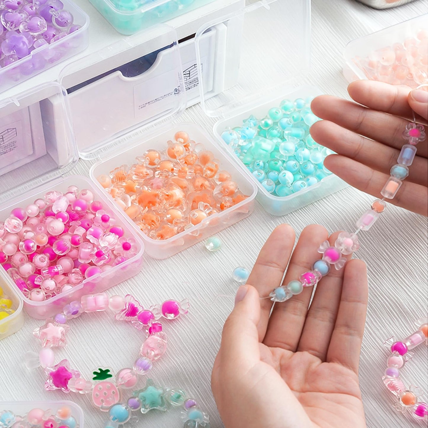 DILIBRA Bead Organizer Box, 92Pcs Small Bead Organizers and Storage Plastic Cases, Mini Clear Storage Containers Boxes with Hinged Lid for Diamond Painting Accessories Seed Jewelry Crafts