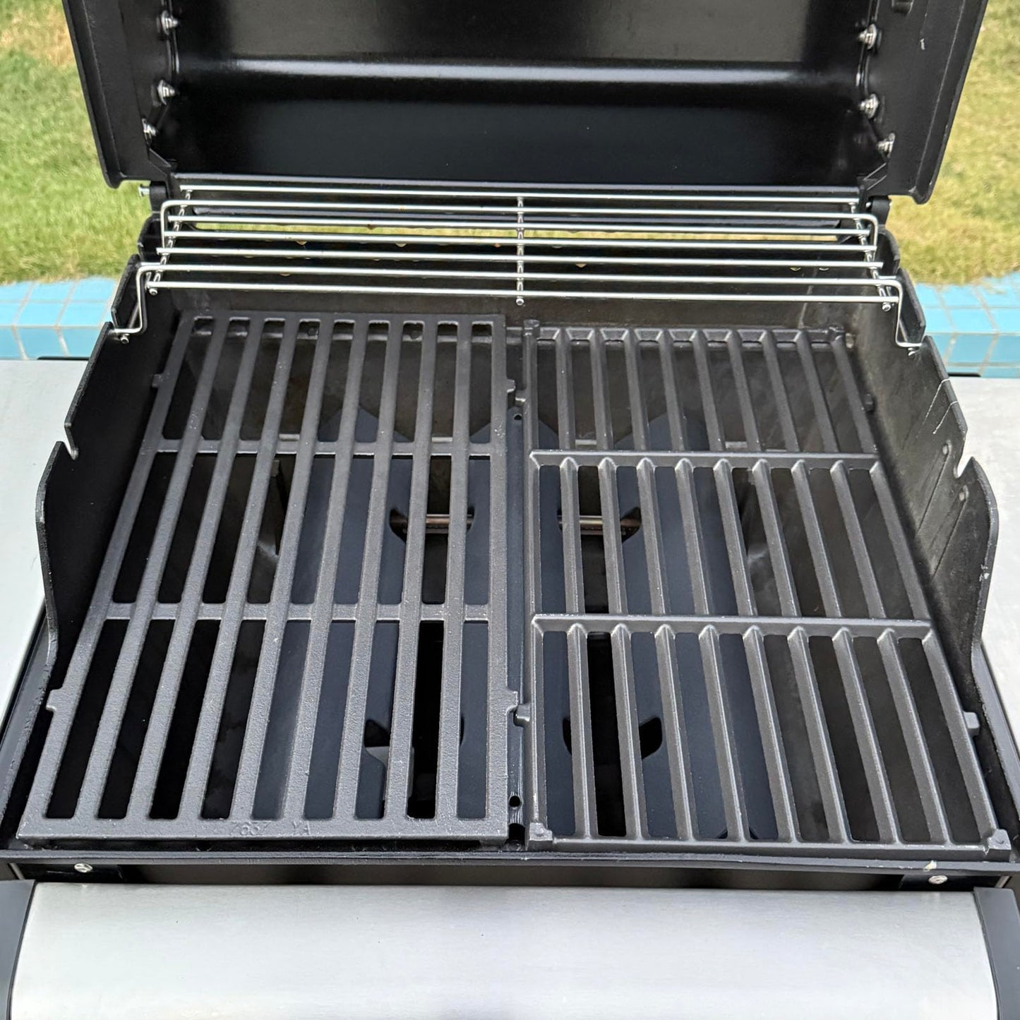 7637 Spirit II Grill Grates for Weber Spirit 2 Grill Parts GS4 Spirit II/I 200 SER E210 S210 E220,Webber Spirit 200/300(2025 Y) Replacement for Weber Grill Grate 7849 67022 69800 69799 Cast Iron 17.5"