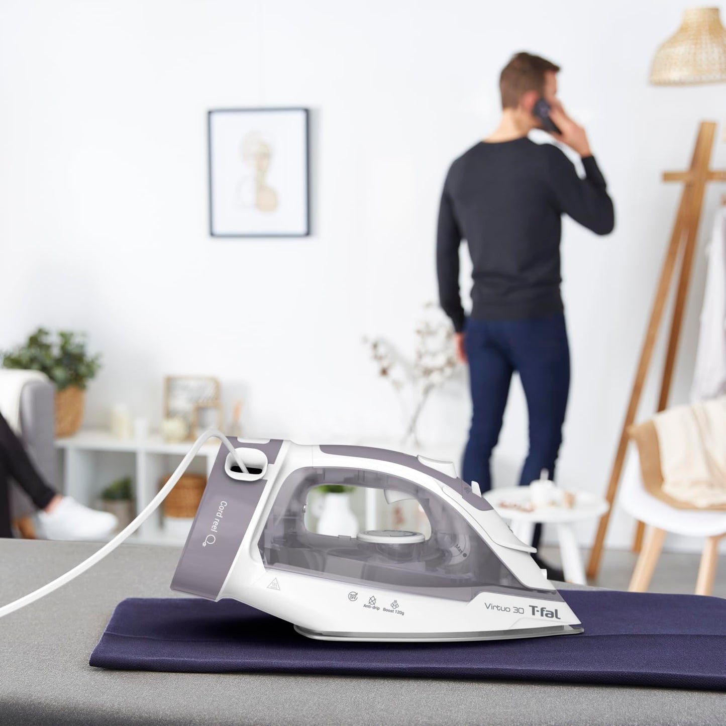 T-Fal Virtuo Steam Iron for Clothes with Retractable Cord, Portable Iron and Steamer for Clothes, Ceramic Nonstick Soleplate, 1500 Watts, Anti-Drip, Auto-Off, Scratch Resistant, Grey
