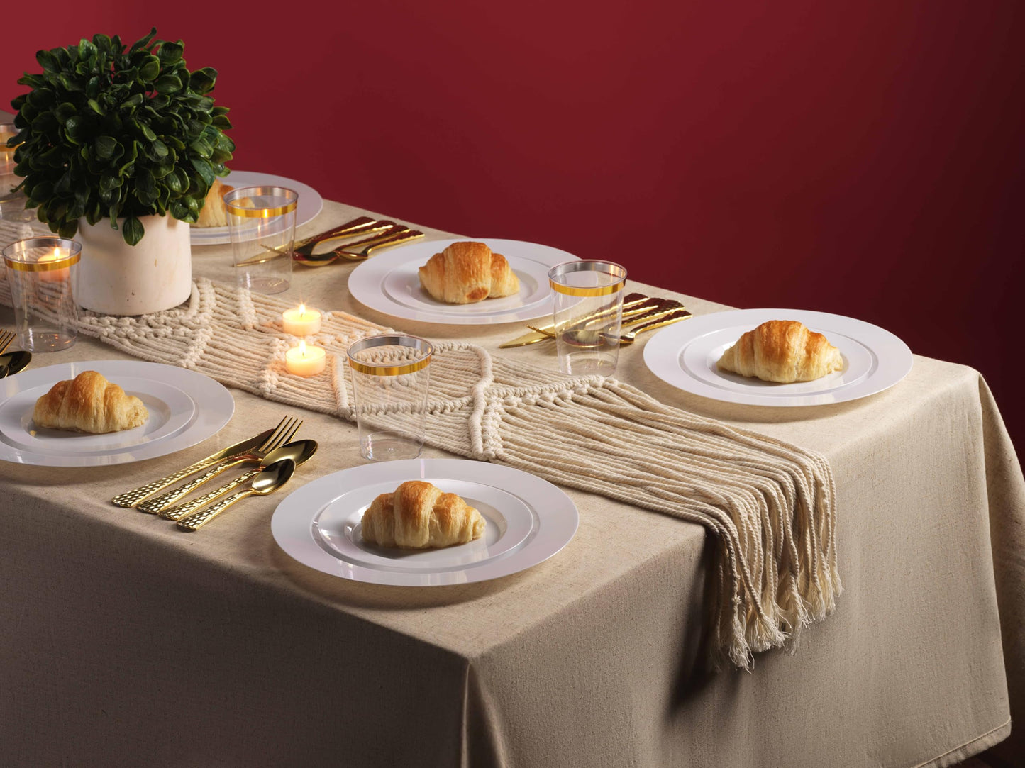 Munfix 100 White Plastic Plates Set, 7 Inch Dessert Appetizer, Fancy Disposable, Heavy Duty, Elegant Wedding Party Plates