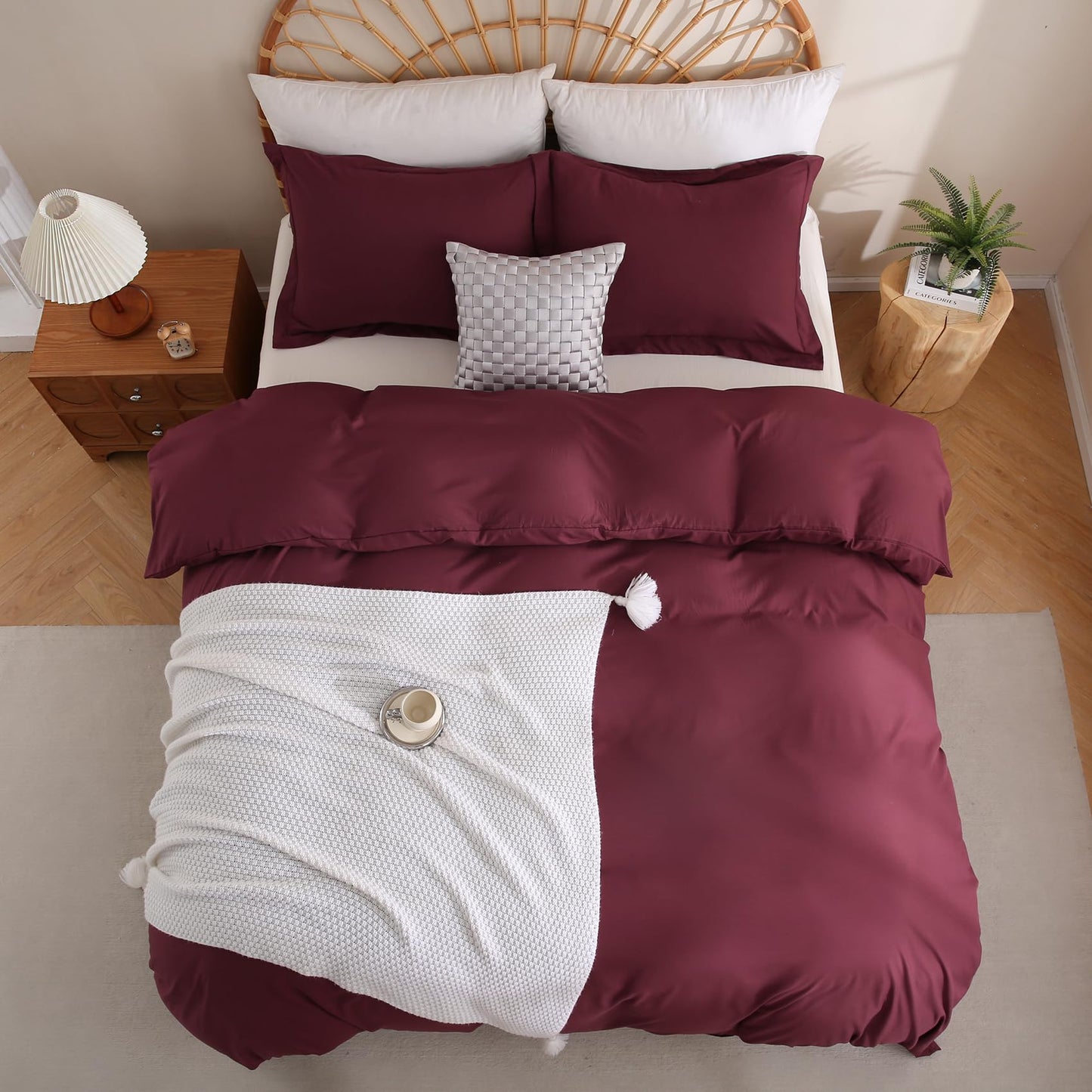 JSD Burgundy Duvet Cover Set Queen Size, 3 Piece 1 Duvet Cover with 2 Pillow Shams, Soft Brushed Microfiber Comforter Covers Zipper Closure