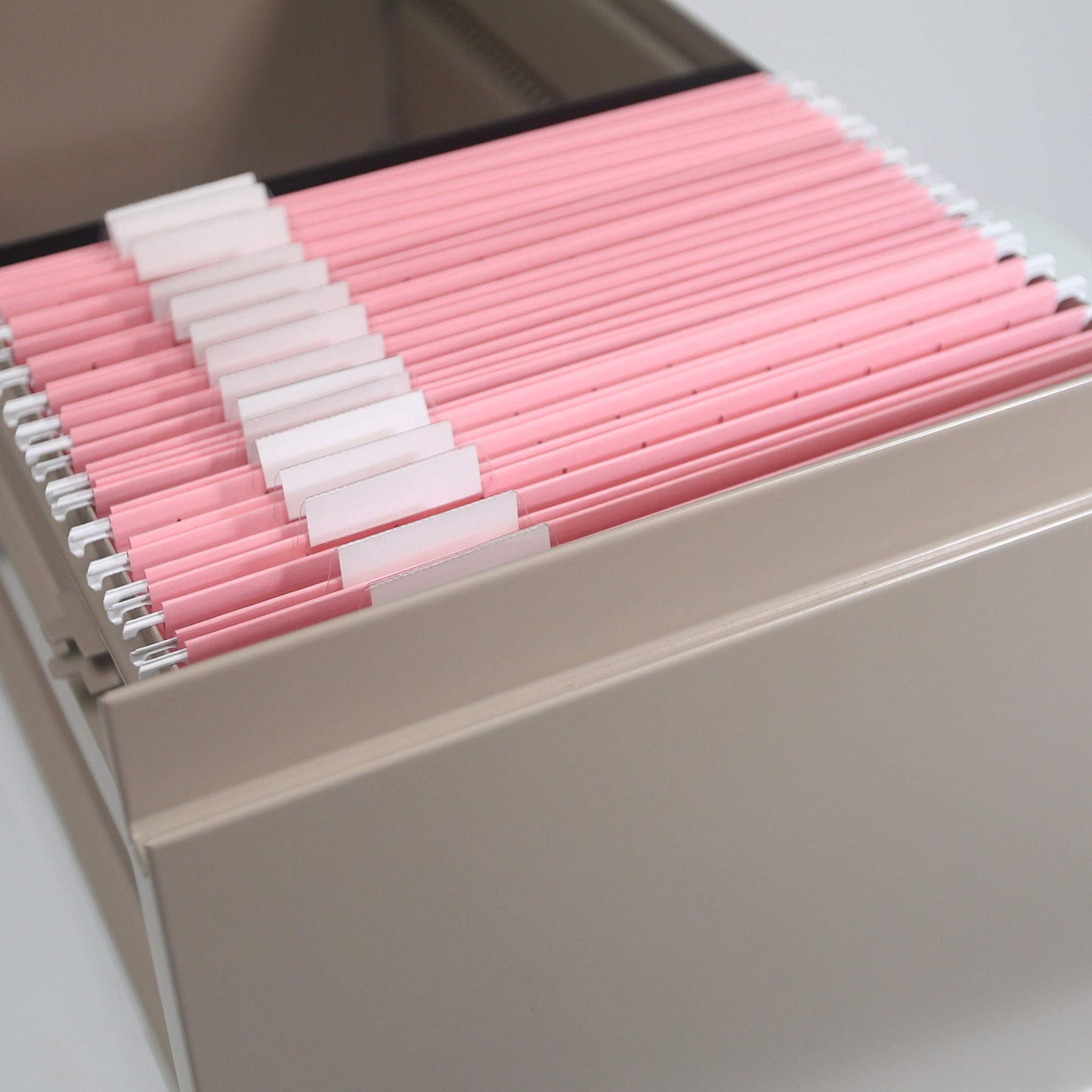 Smead Hanging File Folders, 25-Pack, Letter Size, 1/5-Cut Repositionable Tabs, Pink, Colour-Coded Filing for Home Office, Back-to-School and Women's Workplace Organization