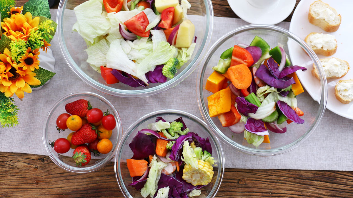 Luvan High Borosilicate Glass Mixing Salad Bowls with Lids Set of 4, 3.7QT,2.5QT,1.5QT,1QT Large Kitchen Nesting Bowls, Great for Food Storage, Cooking, Baking,Prepping-4PCS