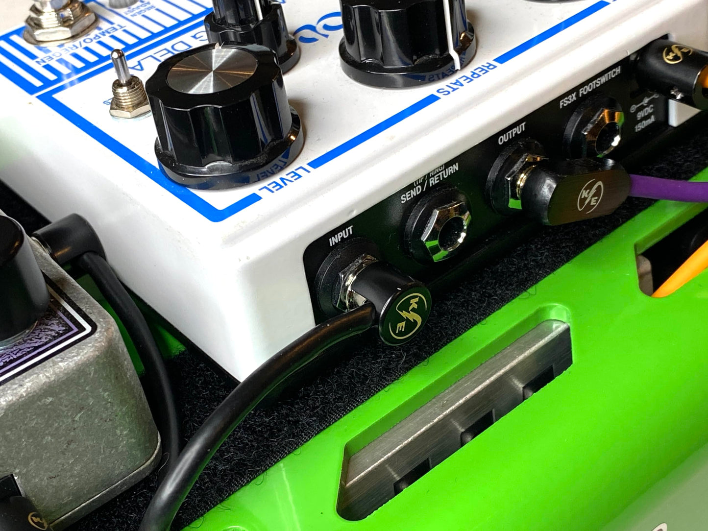 Kurrent Electric Solder-Free Solderless Guitar Pedal Patch Cable Kit 6 Pack for Custom Pedalboard