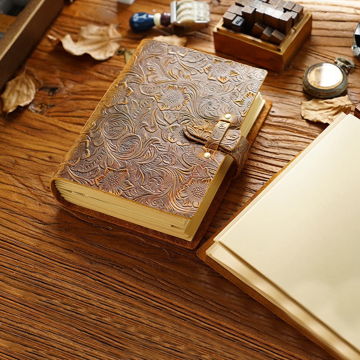 Acidea Leather Journal Notebook, 200 Sheets(400Pages) Embossed Antique Handmade Kraft Diary, Classic Premium Notepad Lined Sketchbook, Great Gift for Writer and Traveler(Vintage Brown, 7.5'' x 5.5'')