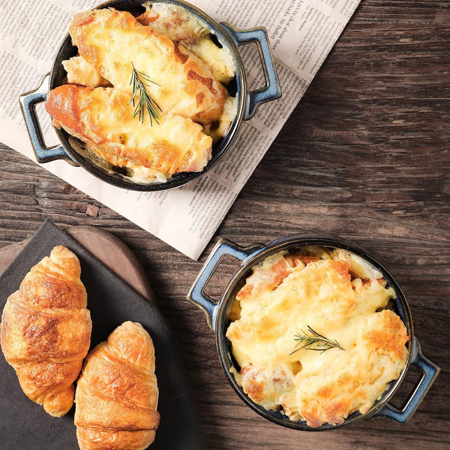 Vicrays Ceramic Soup Bowls with Handles, 24 Oz Porcelain Soup Bowls for French Onion Soup, Cereal, Beef Stew, Chill, Pasta, Pot Pies, Microwave and Oven Safe, Set of 4 (Blue)