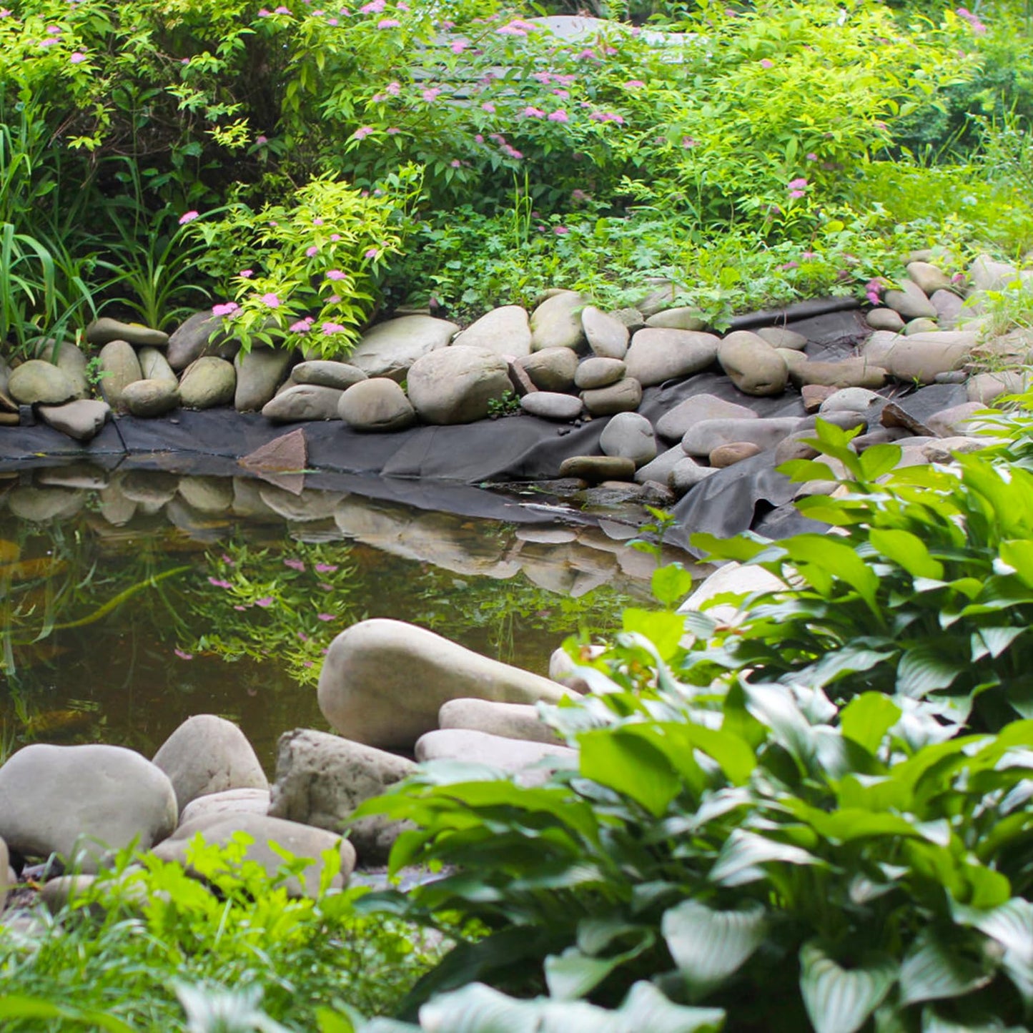 Yarlung 7x10 Feet Pond Liner, 20 Mil Pond HDPE Mat Black Garden Pond Liner for Fish Ponds, Fountains, Waterfall, Water Features