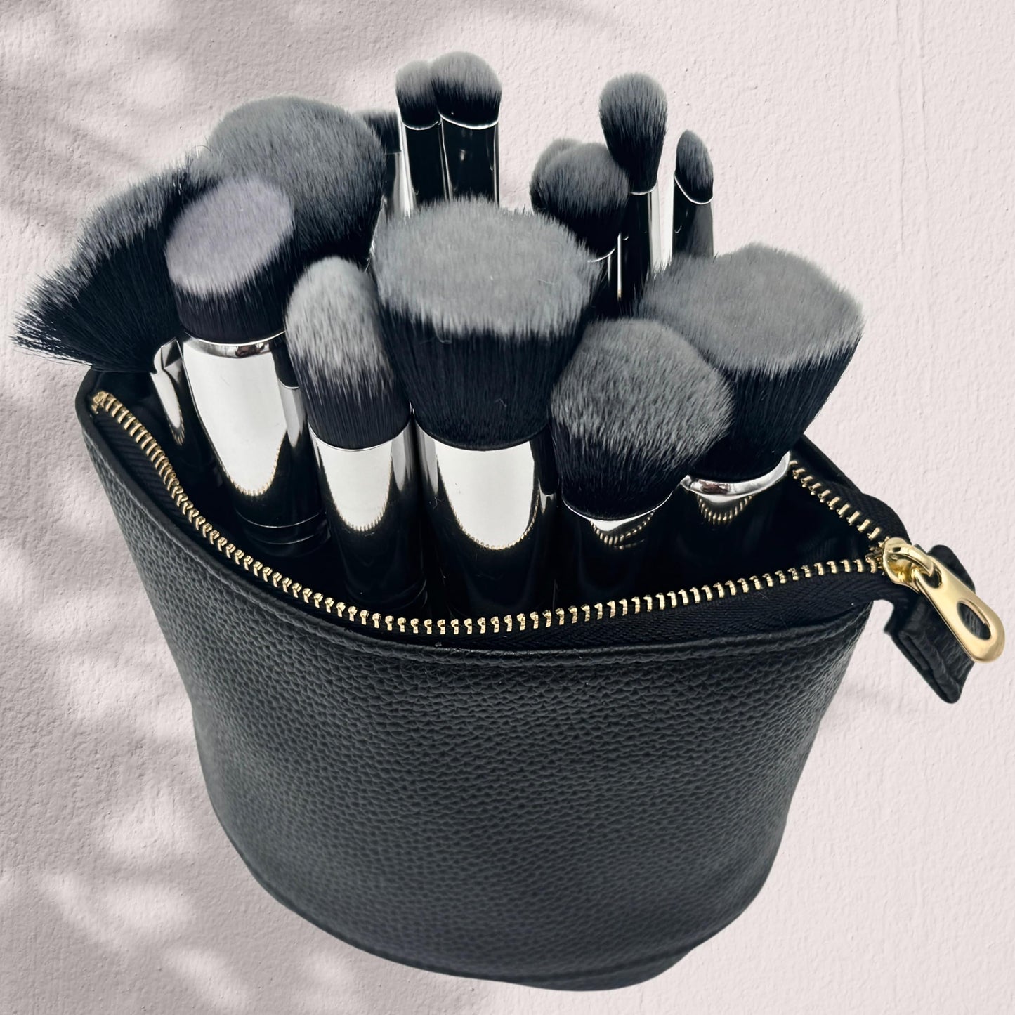 JAZD Travel Makeup Brush Bag Standup Brush Holder Portable Convertible Make up Brush Pouch Cosmetic Case, BLACK, Minimalist Multipurpose