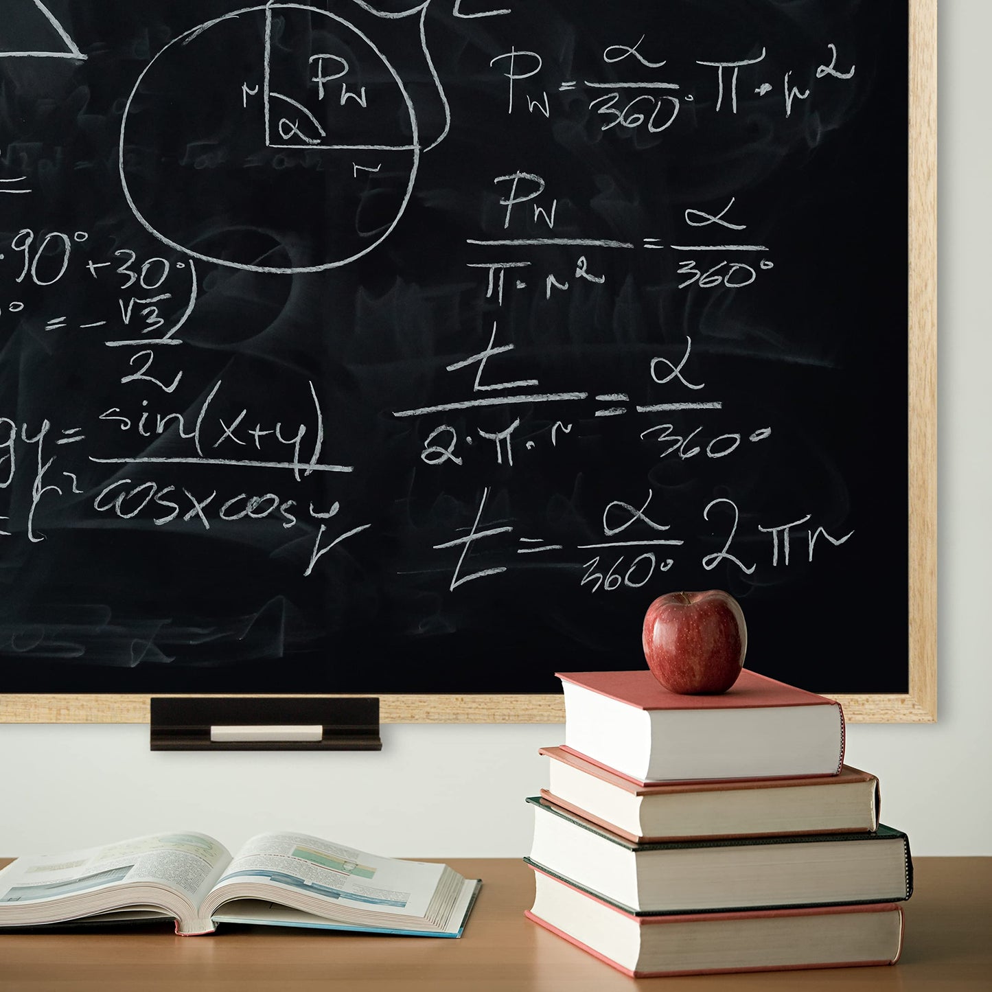Quartet Chalkboard, 2 X 3 Feet, Oak Frame, Black Surface, 3413878401