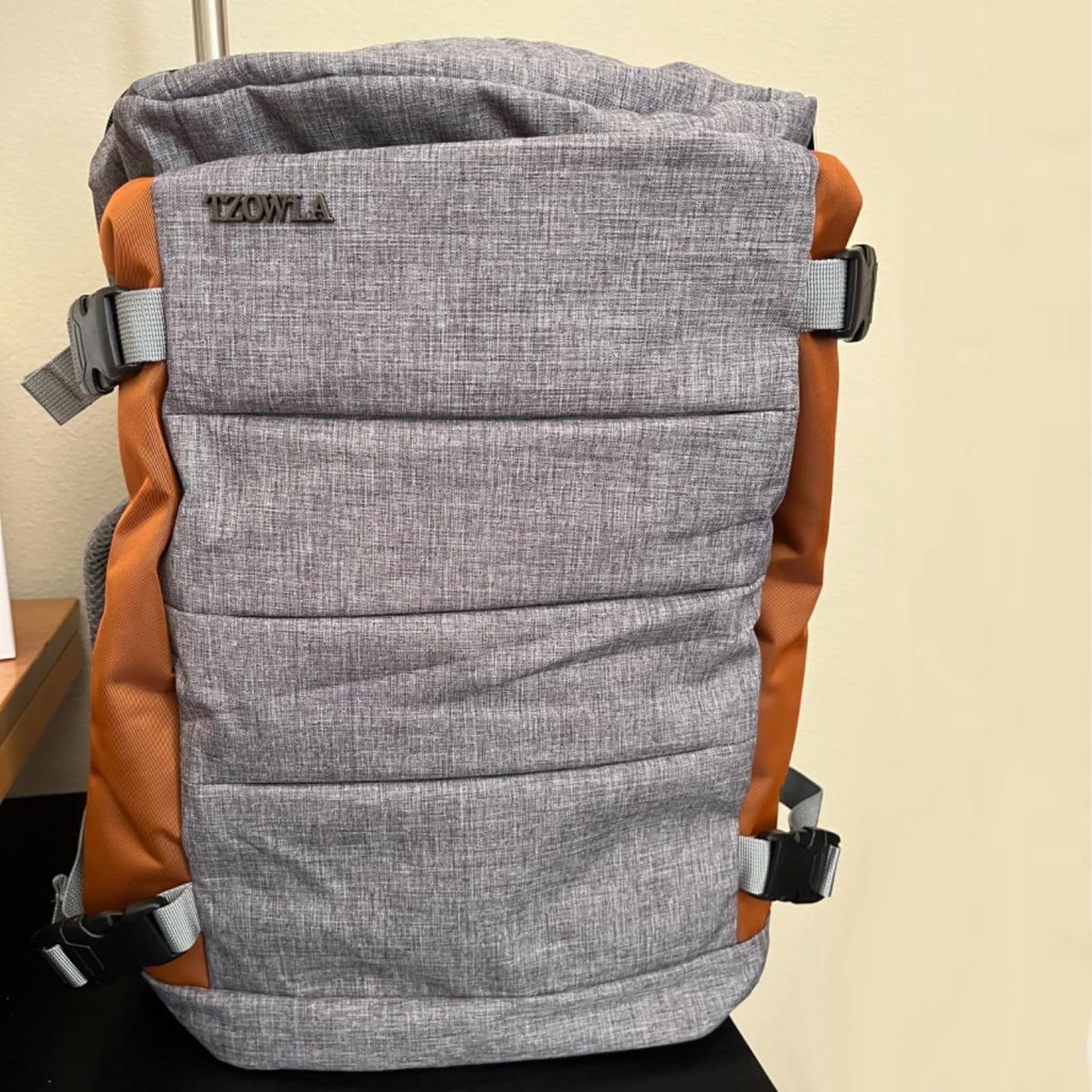 Tzowla 40L Expandable Travel Laptop Backpack for Men Women Carry on Flight Approved,Large Capacity Anti Theft Backpacks with USB/Type C Charging Port,Personal Item Bag Fit 17.3"Computer(Grey)