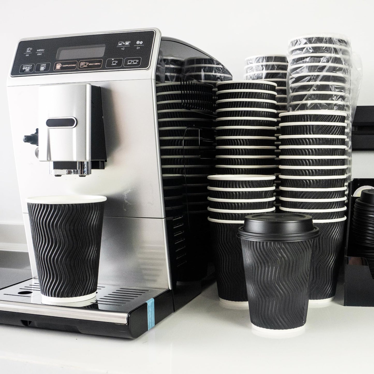 Ginkgo 100 Pack 12 oz Disposable Coffee Cups with Lids, Paper to-Go Coffee Cups Suitable for Hot Chocolate, Cocoa and Hot Tea Drinks - Perfect Coffee Bar Accessories