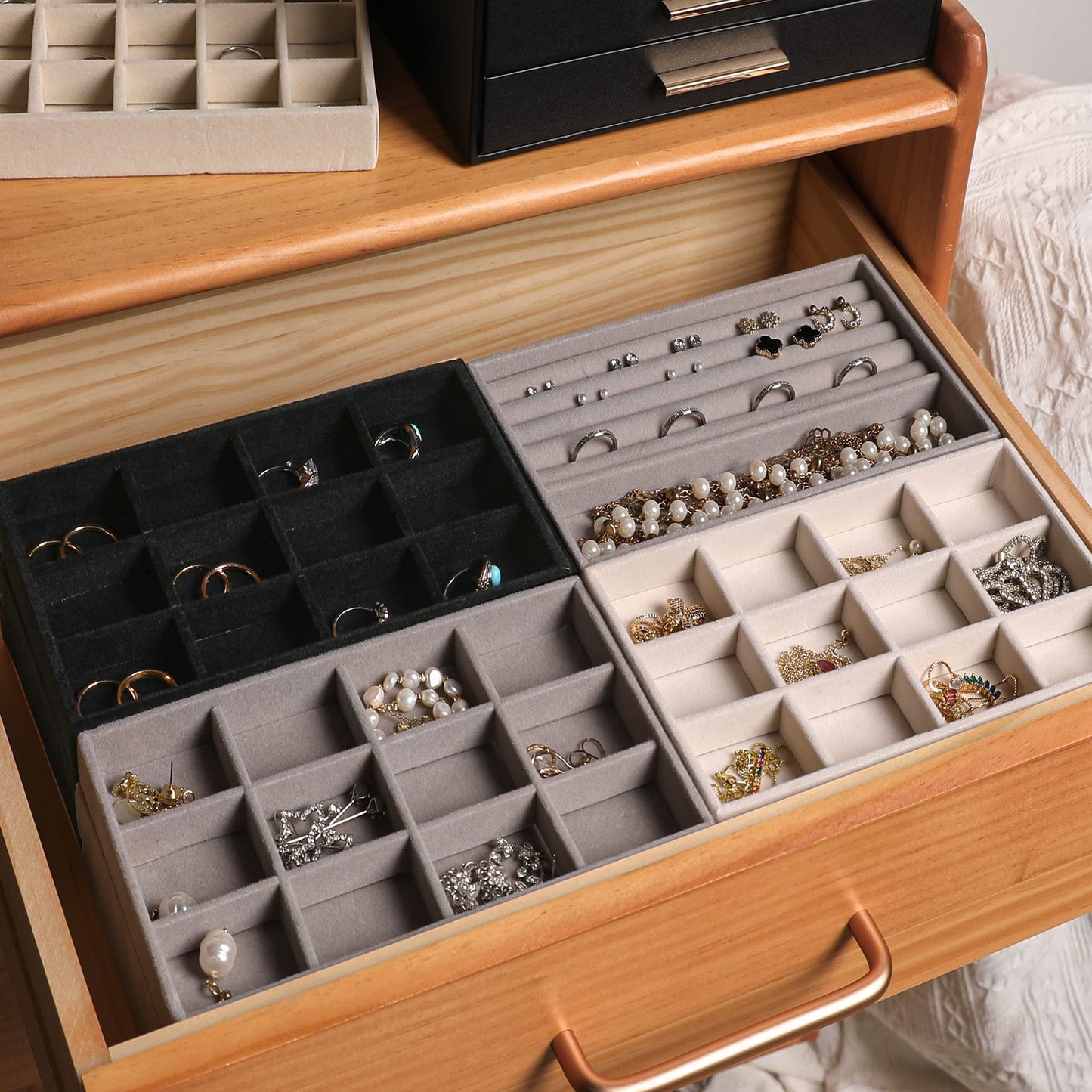 Frebeauty Jewelry Organizer Tray,Stackable Velvet Jewelry Trays,Drawer Inserts Earring Organizer For Women Girls Jewelry Storage Display Case for Rings Stud Necklaces,Set of 9(Grey)