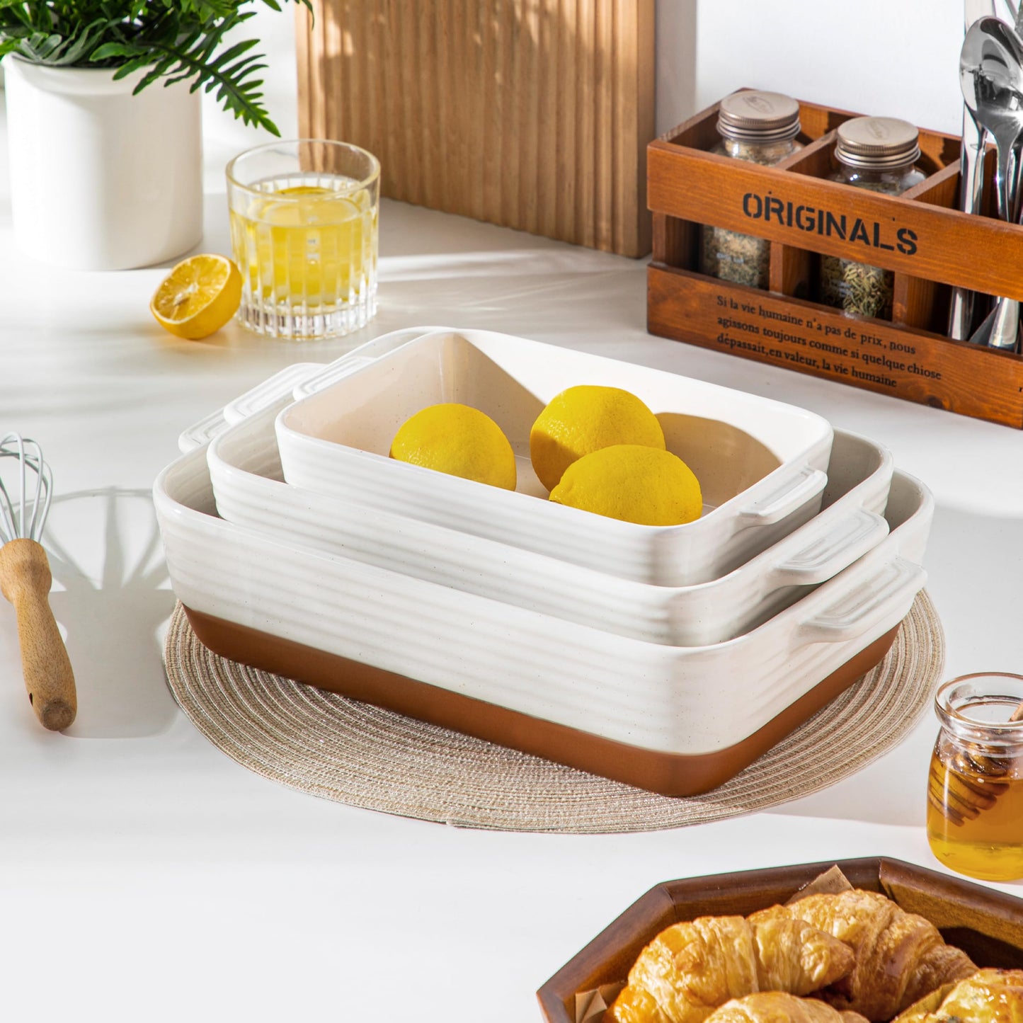MALACASA Casserole Dishes for Oven, Ceramic Baking Dishes Set of 3, 1.45/2.7/3.8L Rectangular Baking Pan Set, Deep Lasagna Pan with Handles, Khaki White (14.5"/13"/10.5"), Series TARA