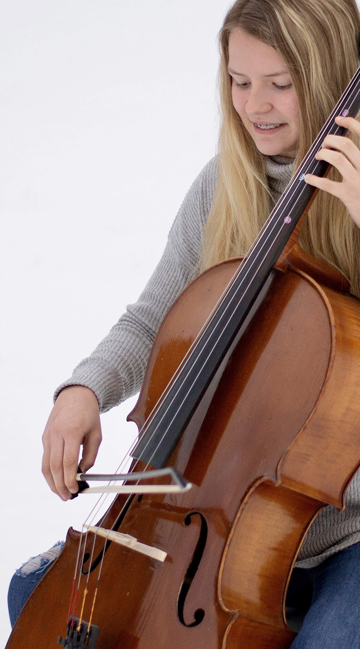 WADA Cello Bow Grip Aid: A Correct Bow Hand without Strain. A Second to Attach to the Bow and Remove. You can Concentrate on Your Sound and Music with a Relaxed Hand and Arm from the Beginning.