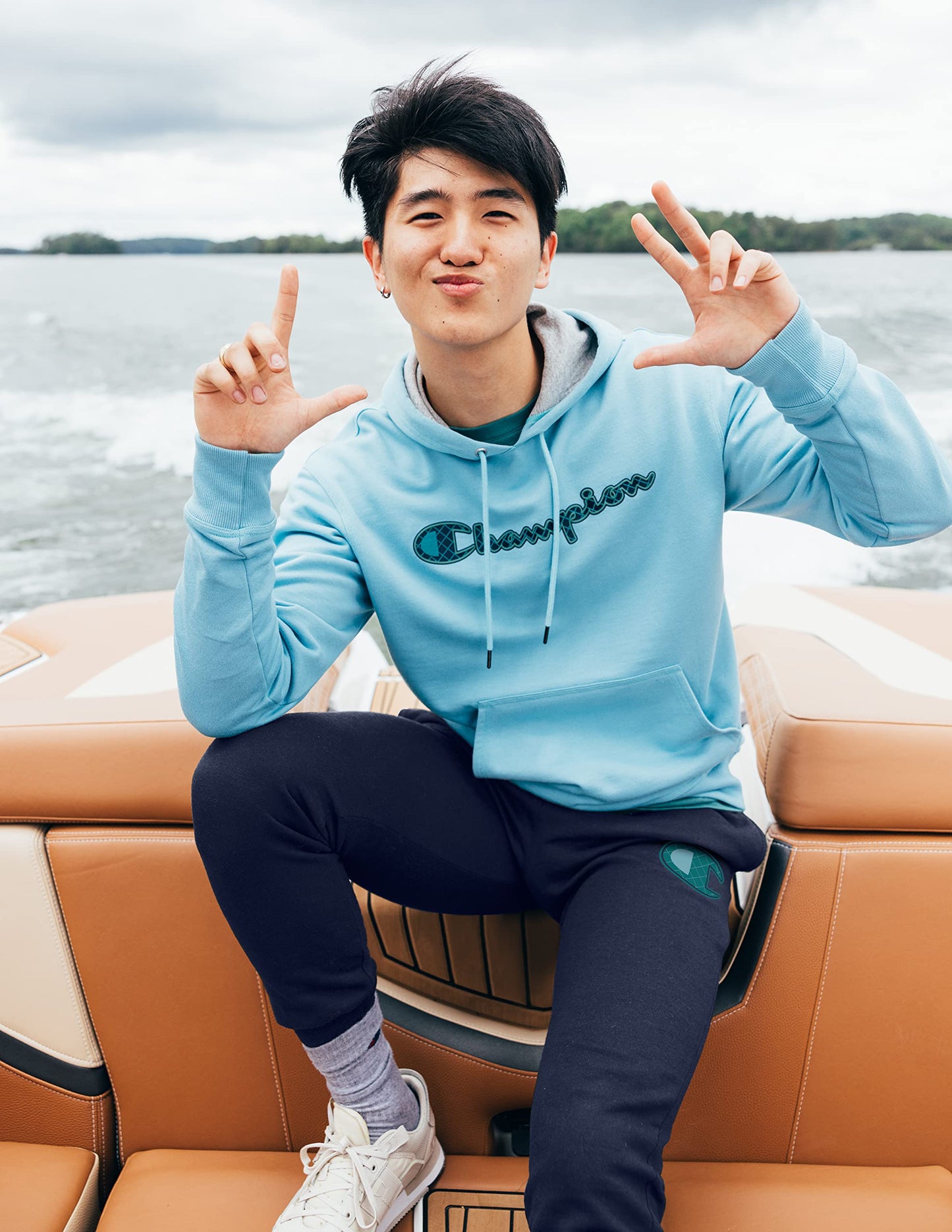 Champion Men's Joggers, Powerblend, Fleece Joggers, Sweatpants for Men (Reg. or Big & Tall), Black - Classic Script Logo, Large