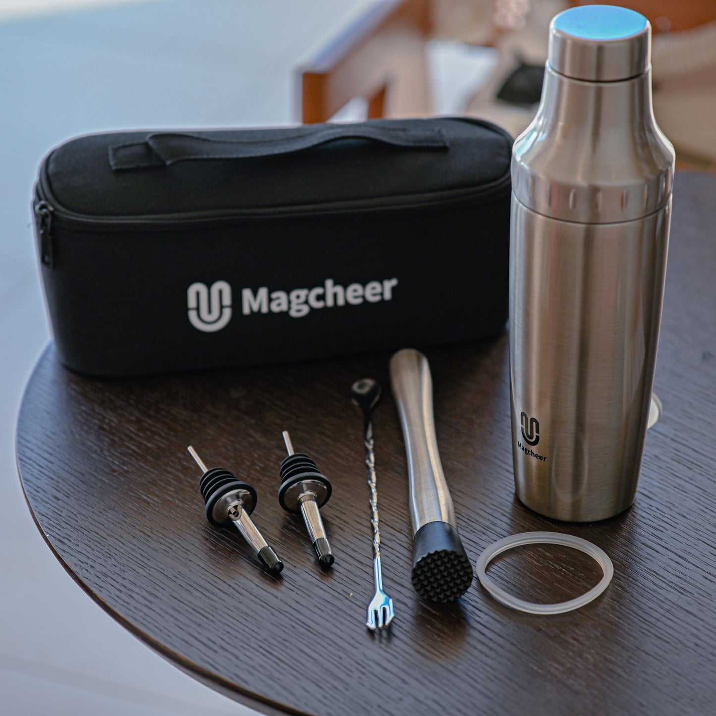 Magcheer Hybrid Cocktail Shaker Set | Vacuum Insulated Stainless Steel Martini Shaker with Strainer & Jigger Lid | Travel Cocktail kit with Bartender Accessory Tools | 30oz | Silver