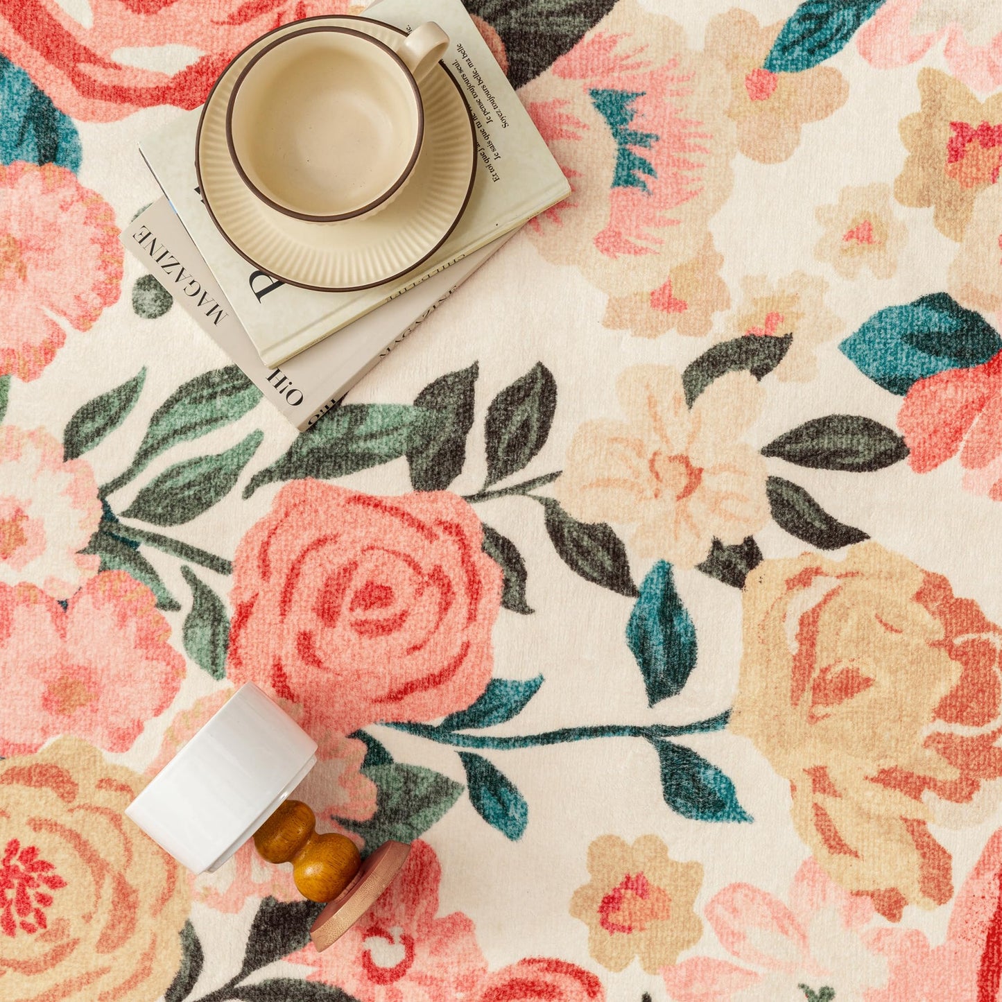 PureCozy Washable Floral Area Rug 5x7 Beige Living Room Carpet Scalloped Flower Non Slip Soft Bedroom Rug Farmhouse Low Pile Thin Indoor Floor Cover for Office Dining Room Kitchen Bathroom