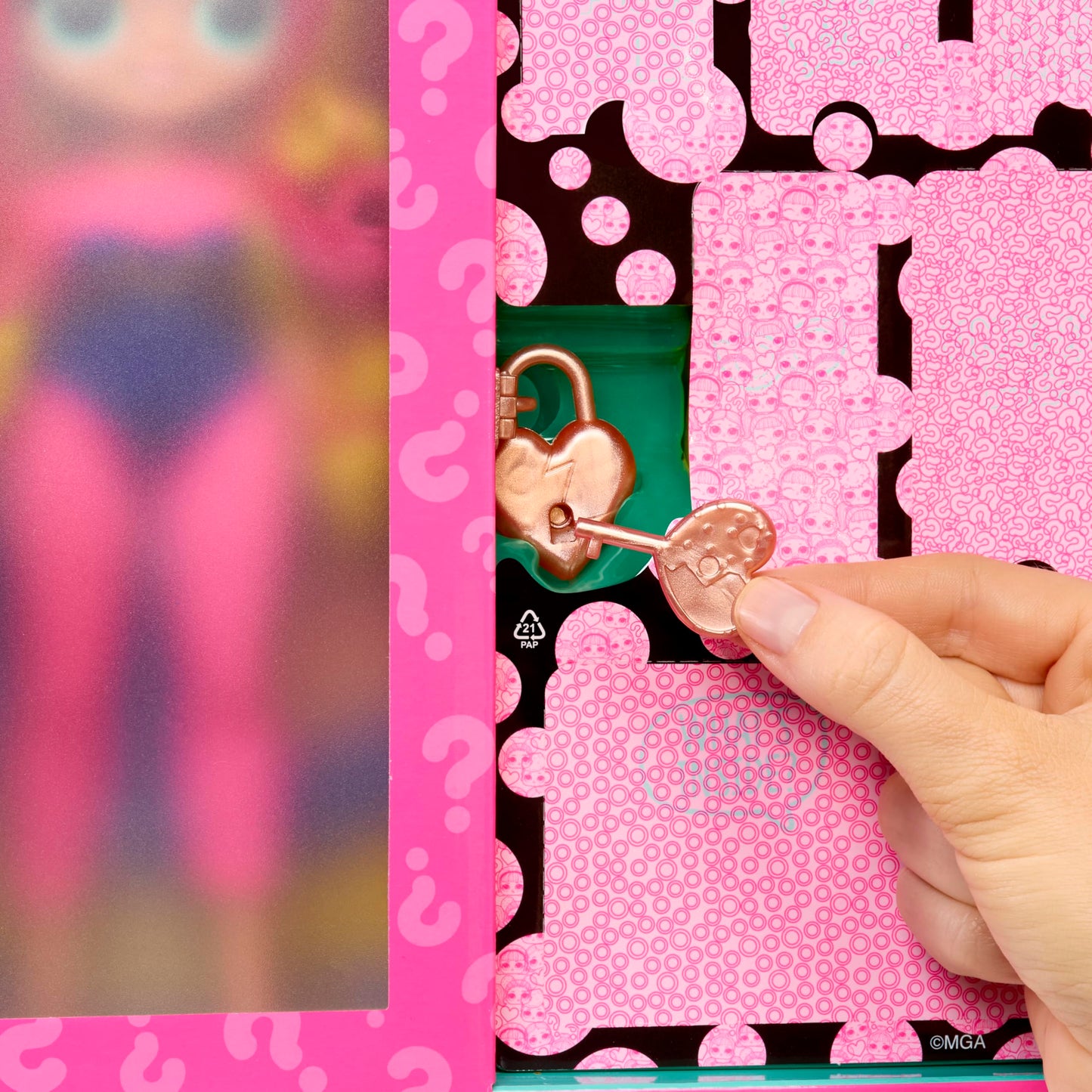 L.O.L. Surprise! OMG Eye Spy Series Superhero Doll