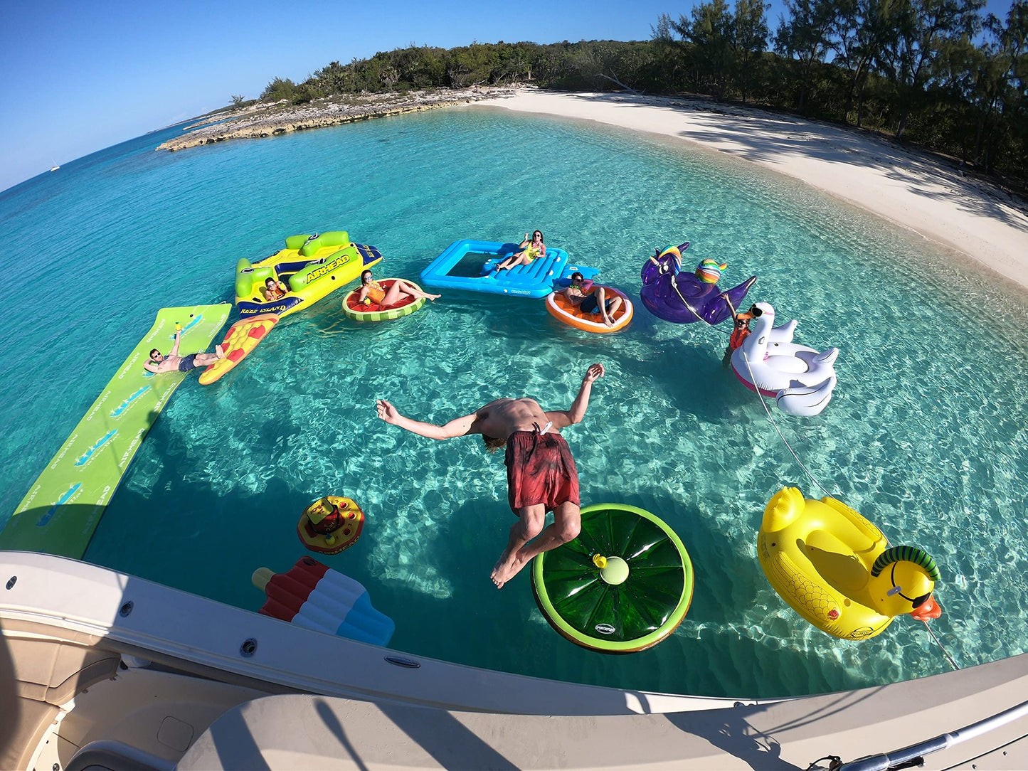 AIRHEAD AHAO-1 Aqua Oasis Insulated Nylon Cooler with Removable Floating Base