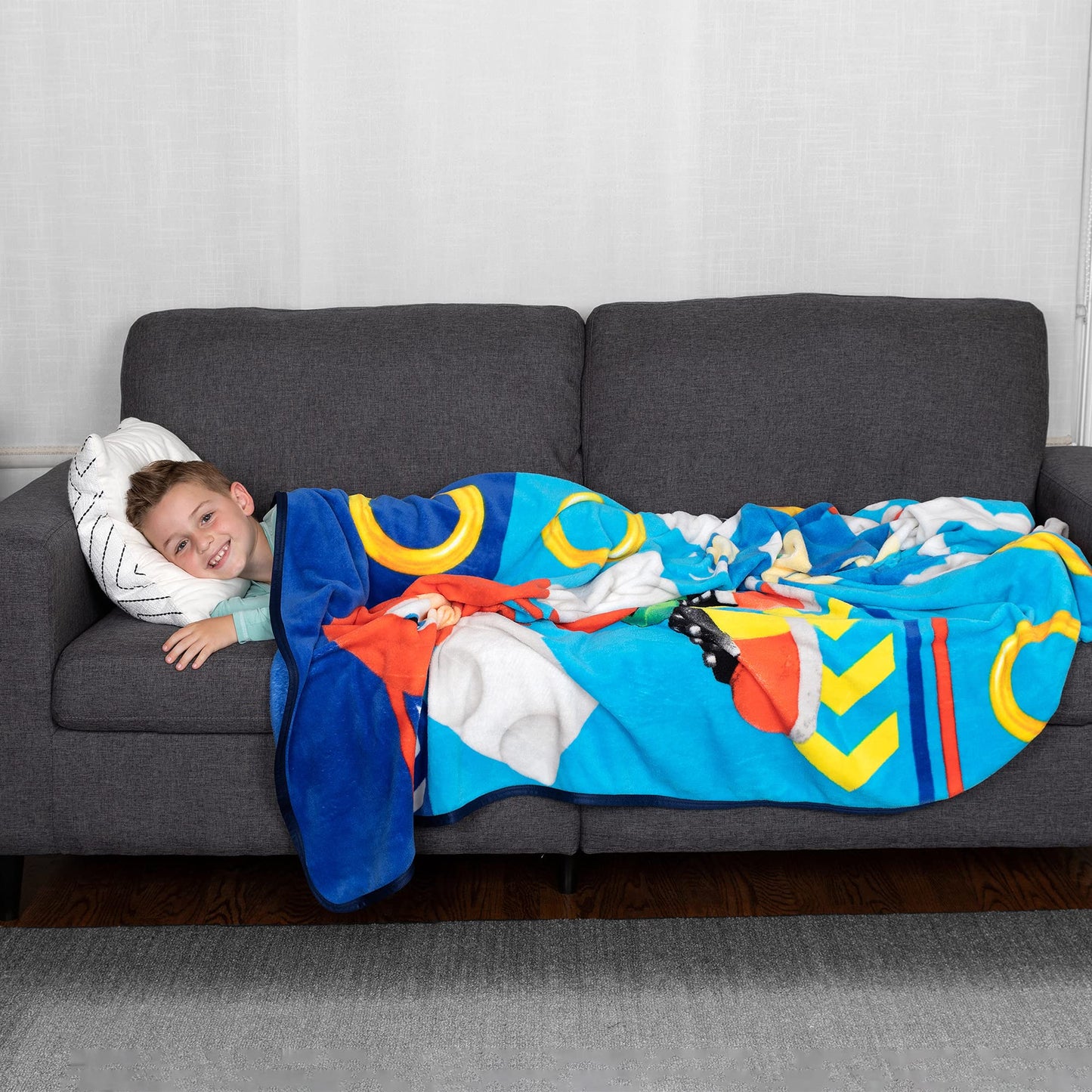 Franco Kids Bedding Ultra Soft Plush Micro Raschel Blanket, 62 in x 90 in, Sonic The Hedgehog