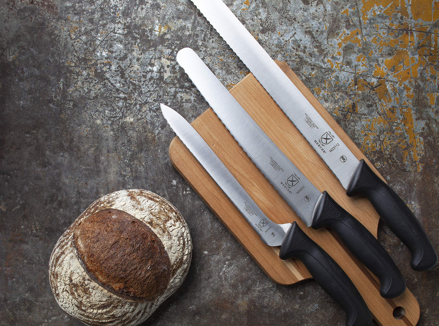 Mercer Culinary Millennia Bread Knife, 10-Inch Wavy Edge Wide, Black