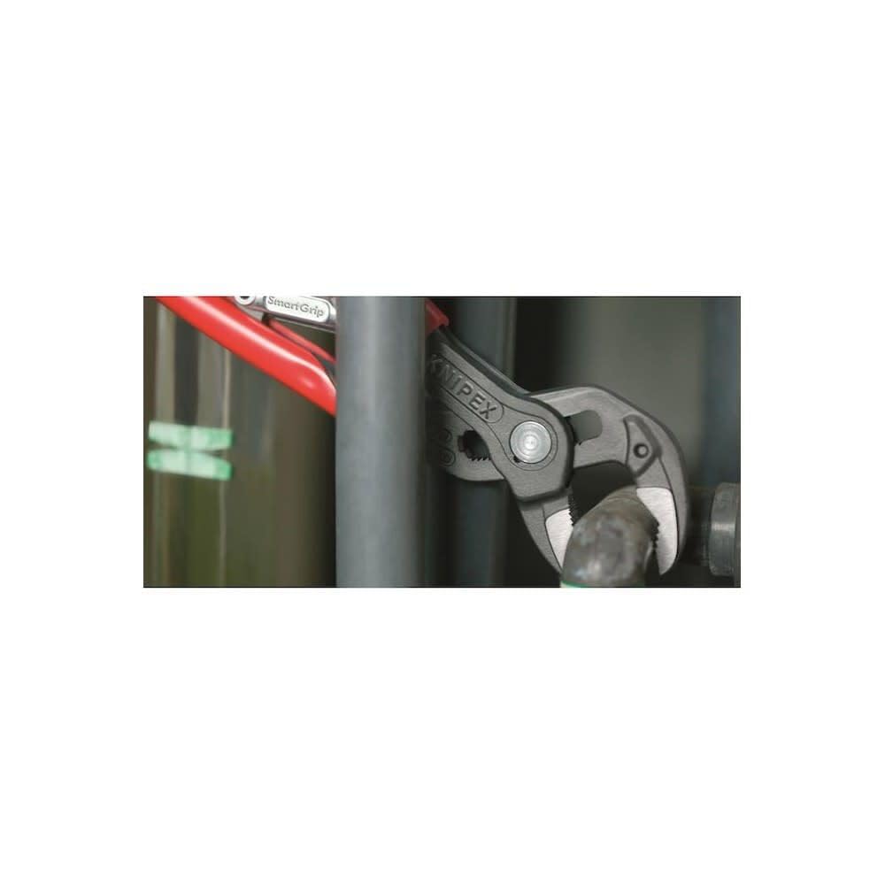 Auto Adjusting Water Pump Pliers