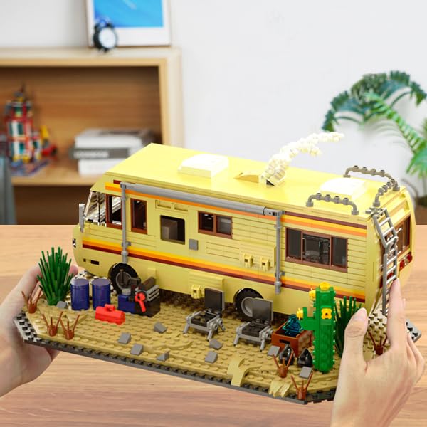 Breaking RV Bad Building Set, MOC Upgraded Classic Scene, Compatible with Lego for Adults, for Adults and Avid Fans