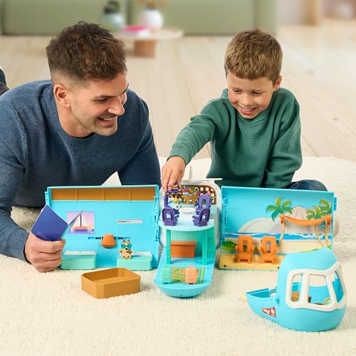 Bluey 3-in-1 Transforming Plane Playset, Transforms from A Plane to A Resort and a Boat! Over 25 Sounds and Phrases