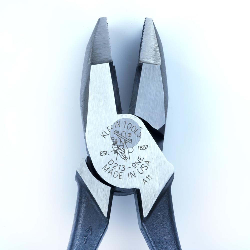 Klein Tools D213-9NE Pliers, 9-Inch Side Cutters, High Leverage Linesman Pliers Cut Copper, Aluminum and Other Soft Metals