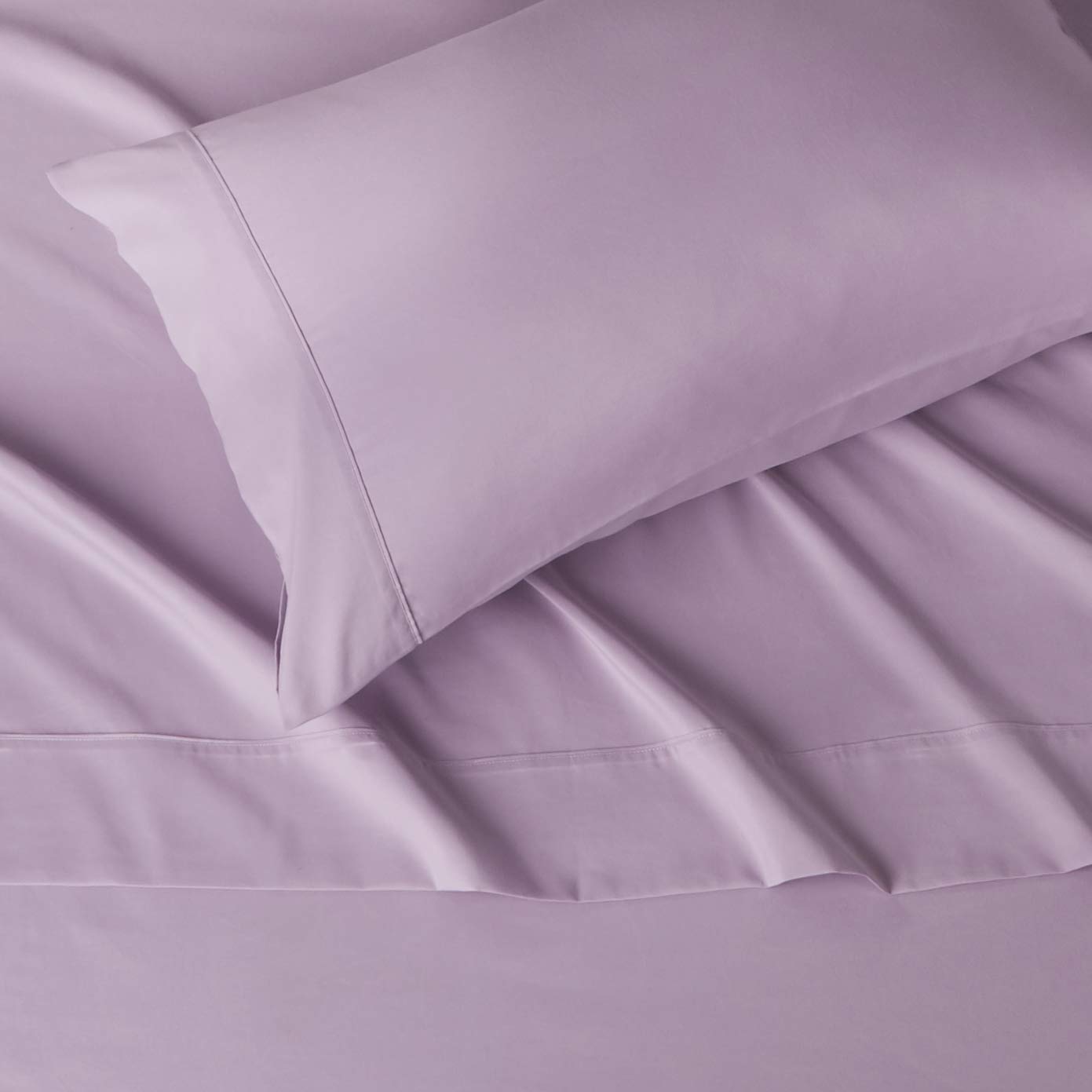 Amazon Basics Lightweight Super Soft, Comfortable Easy Care Microfiber 3 Piece Bed Sheet Set with 14-Inch Deep Pockets, Twin, Frosted Lavender, Solid