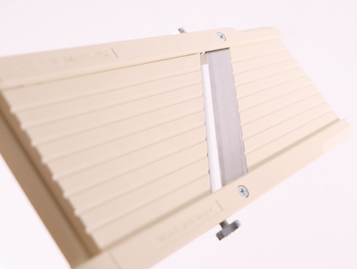 Benriner No. 95 Super Slicer, 5" Wide, Ivory