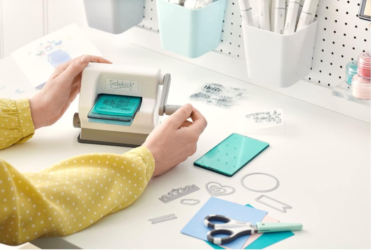 Sizzix 661770 Sidekick Starter Kit - White and Gray with Aqua Cutting Plates, Embossing Pad, Embossing Folders, Dies and Stamps-Item, White/Gray, 6.35 cm" Opening