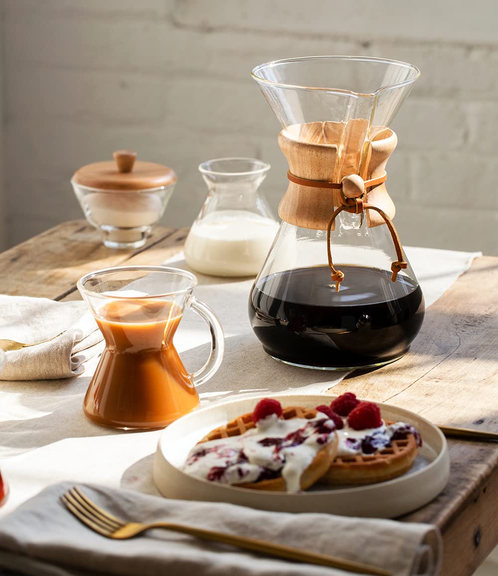 CHEMEX CFCM-6A Classic Series, Pour-Over Glass Coffeemaker, 6-Cup - Exclusive Packaging, Clear