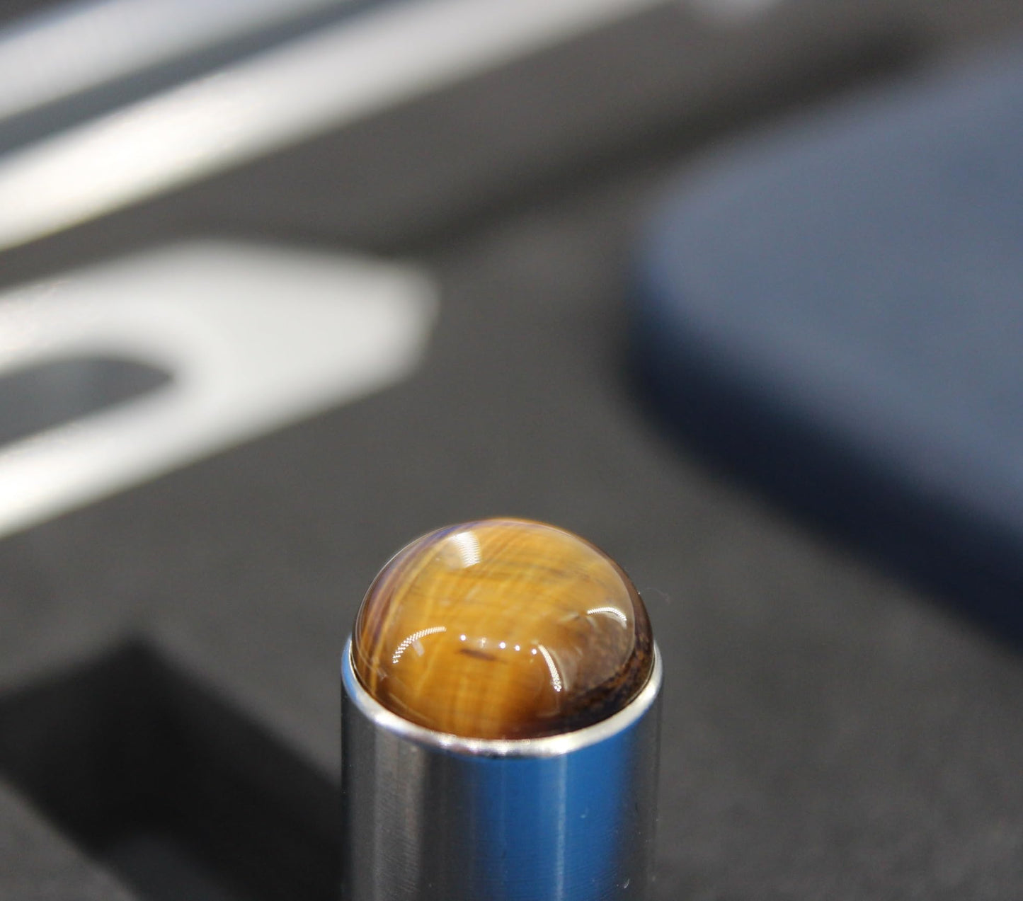 Ckakra Pack of 2 Weighted Tuning Forks with Natural Gem Feet, 128hz,136.1hz, Zen Tools,Meditation Accessories,Odorless Silicone Activator