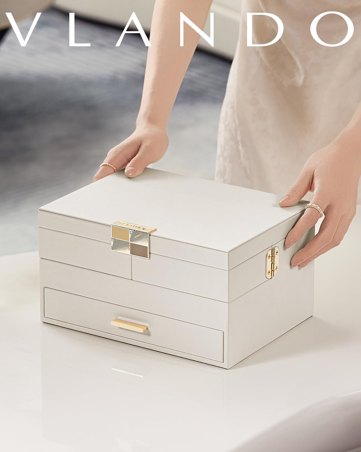 Vlando Jewelry Boxes for Women,3 Layers Jewelry box Organizer With Expandable and Removable Tray,Jewelry Organizer Box for Earring,Ring,Necklace,Bracelets,Beige