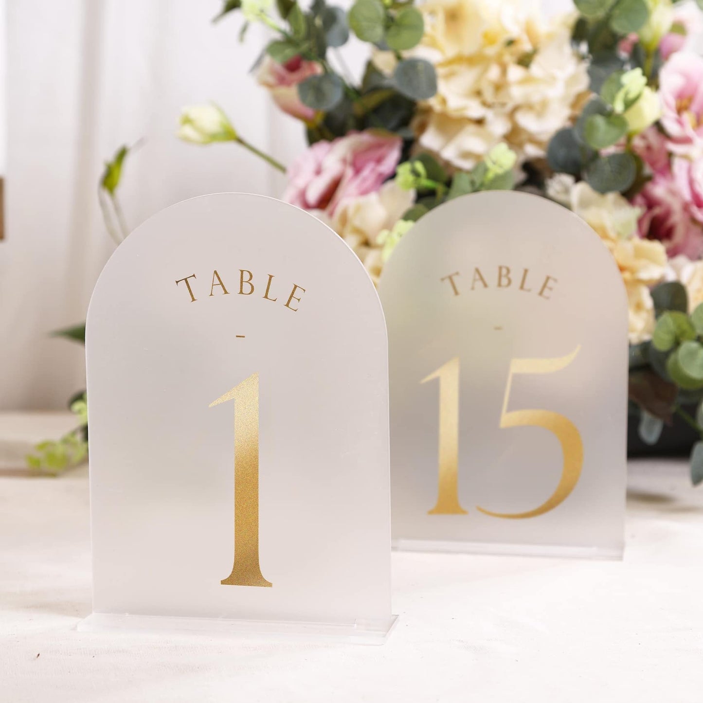 UNIQOOO Frosted Arch Wedding Table Numbers with Stands 1-30, Gold Foil Printed 5x7 Acrylic Display Signs and Holders, Pack of 30, Perfect for Centerpiece, Reception, Decoration, Party, Anniversary,