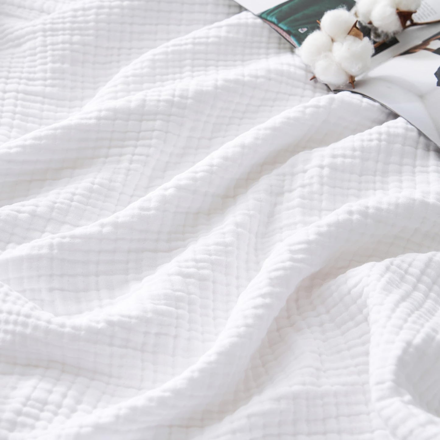 David's Home 100% Cotton Muslin Queen Size Blanket, 4-Layer Breathable and Lightweight Gauze Blanket for Bed Couch, Soft Muslin Blanket for Adults Hot Sleepers, Room Decor, White, 90 * 90"